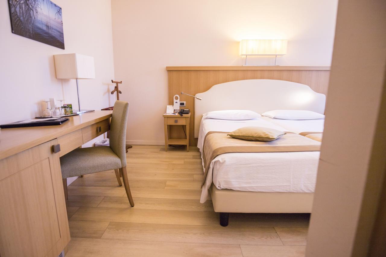 Hotel Sirmione Terme Luaran gambar