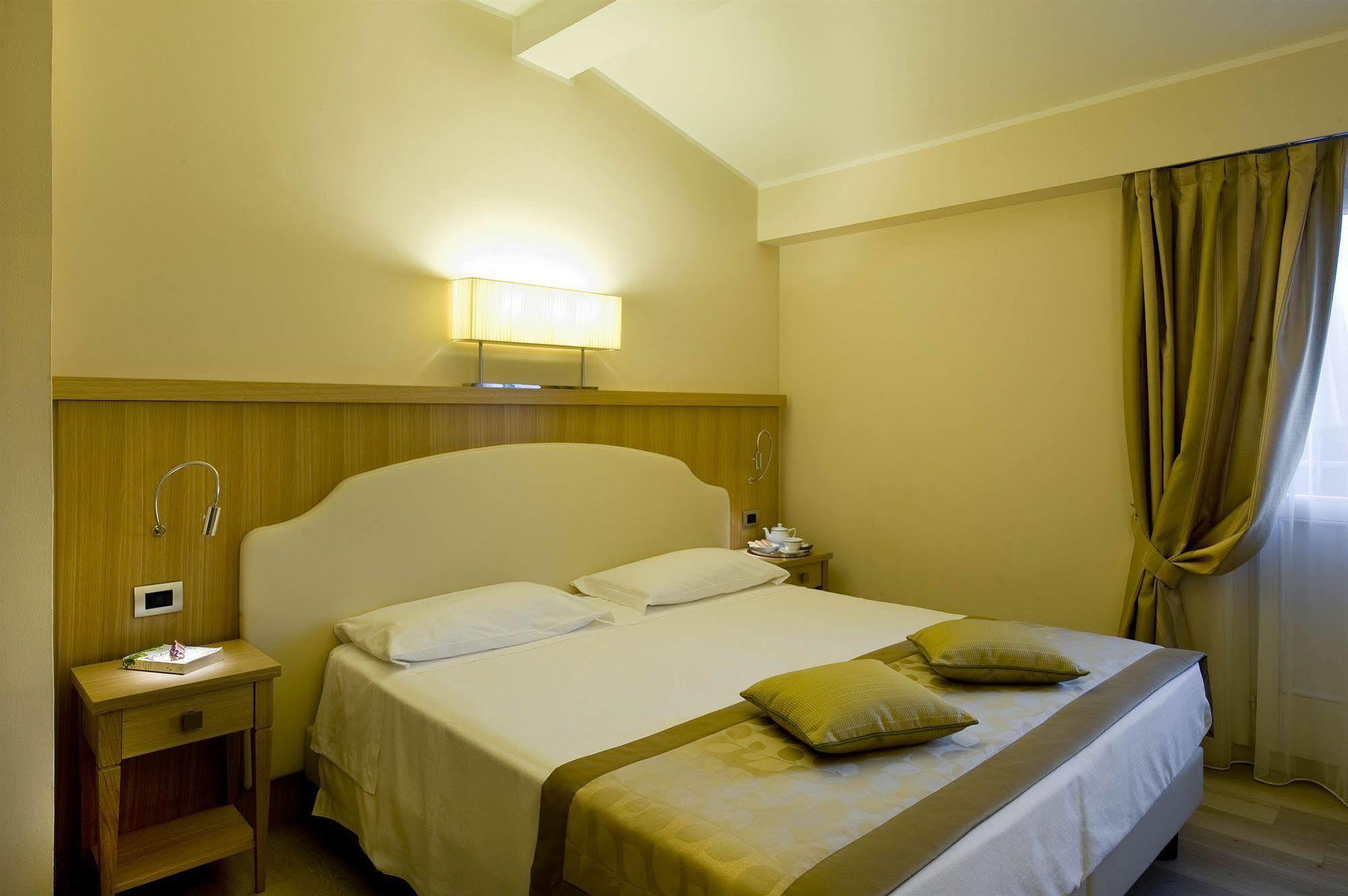 Hotel Sirmione Terme Luaran gambar
