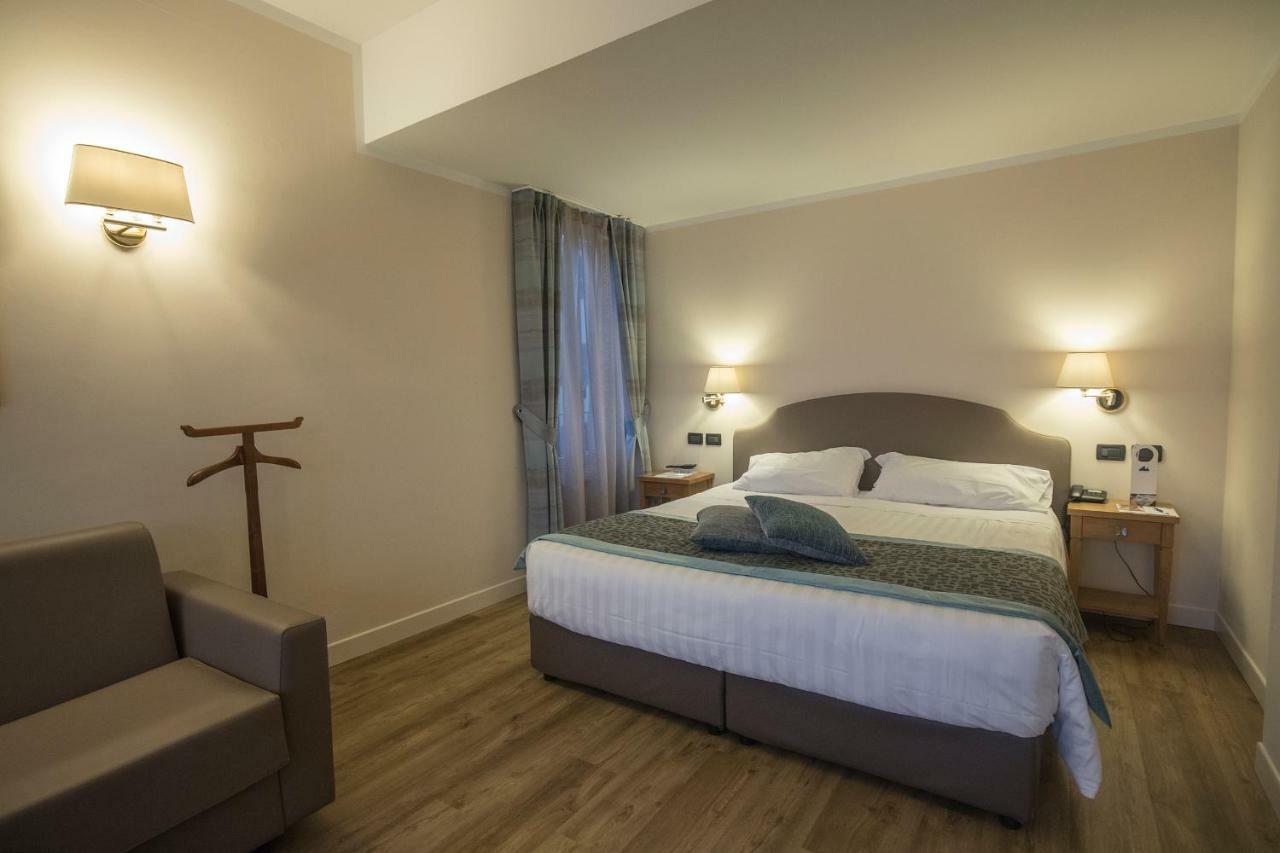 Hotel Sirmione Terme Luaran gambar